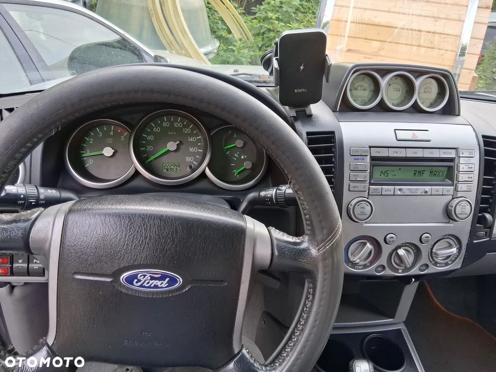 Ford Ranger Wildtrak - 8