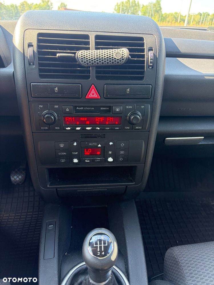 Audi A2 - 10