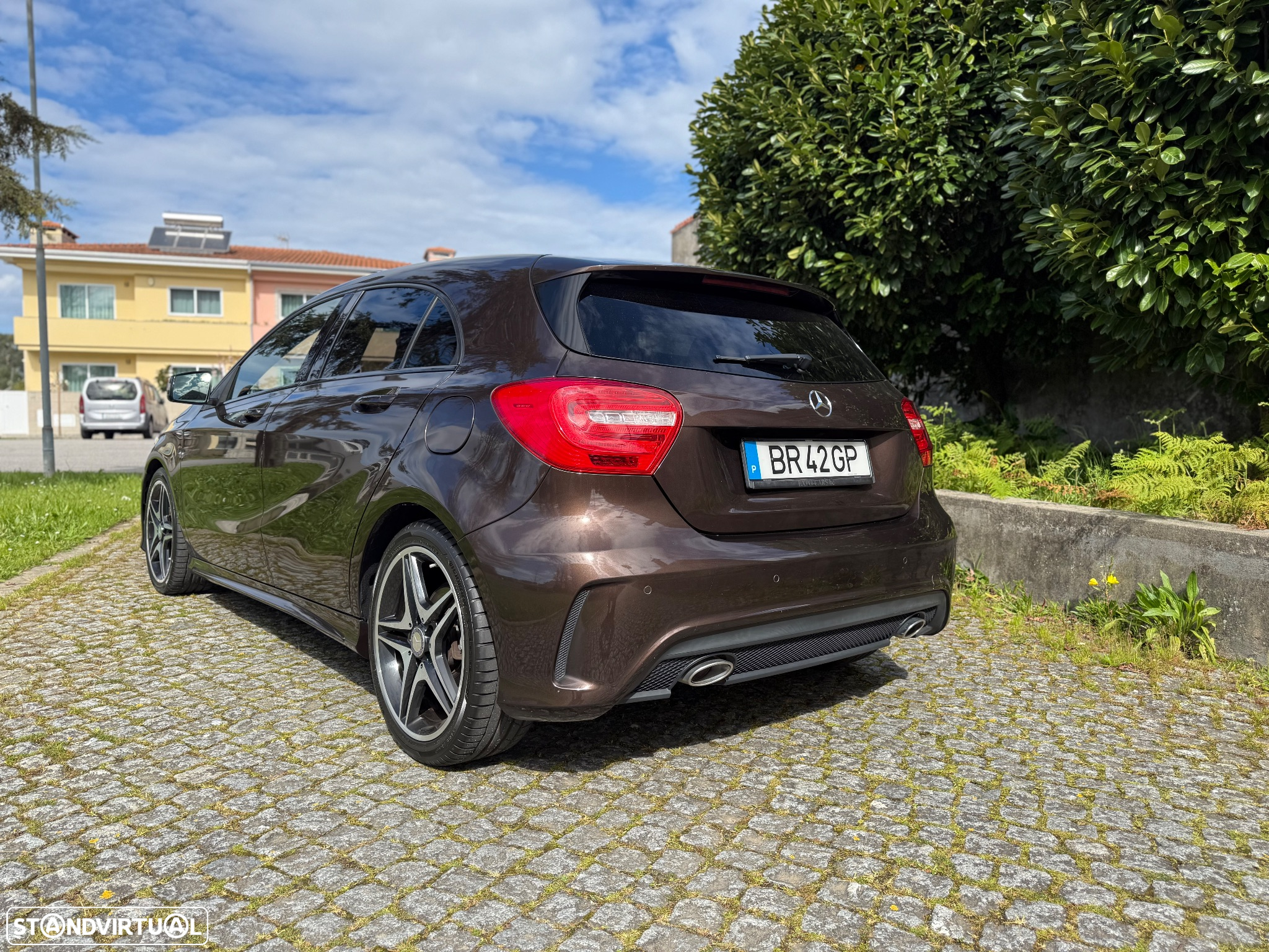 Mercedes-Benz A 200 d 7G-DCT AMG Line - 19