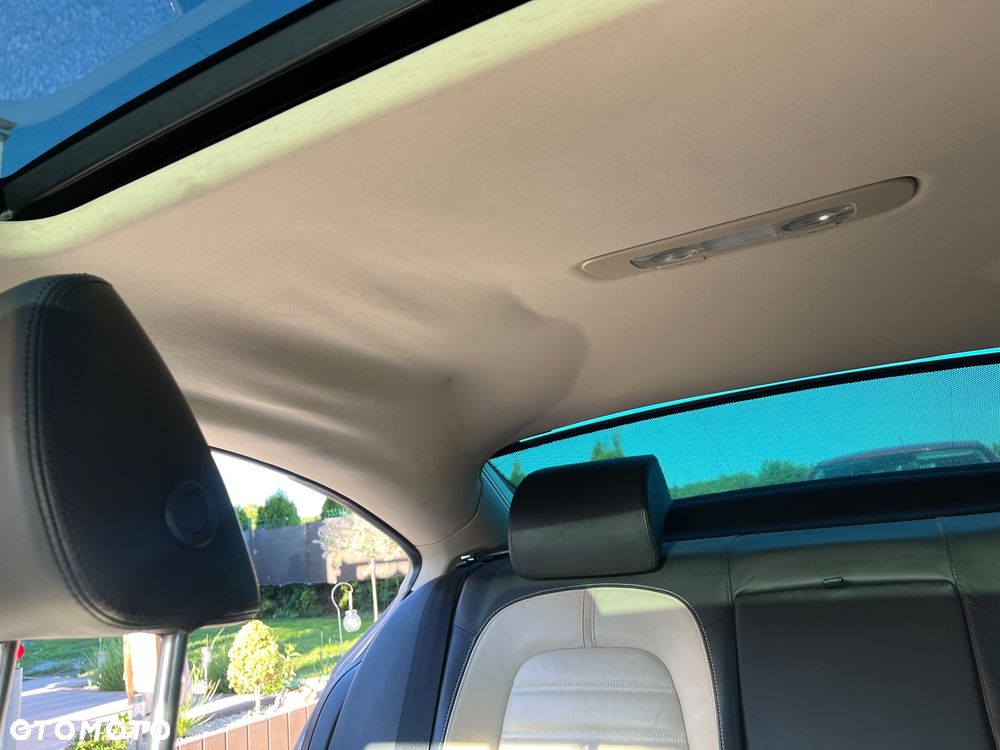 Volkswagen Passat CC 2.0 TDI DPF - 10