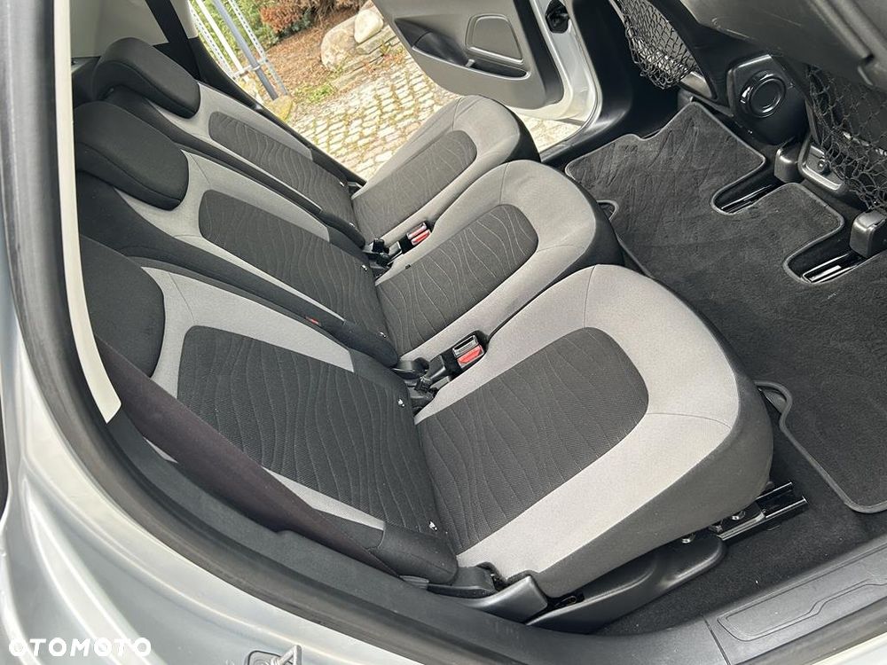 Citroën C4 Picasso - 30