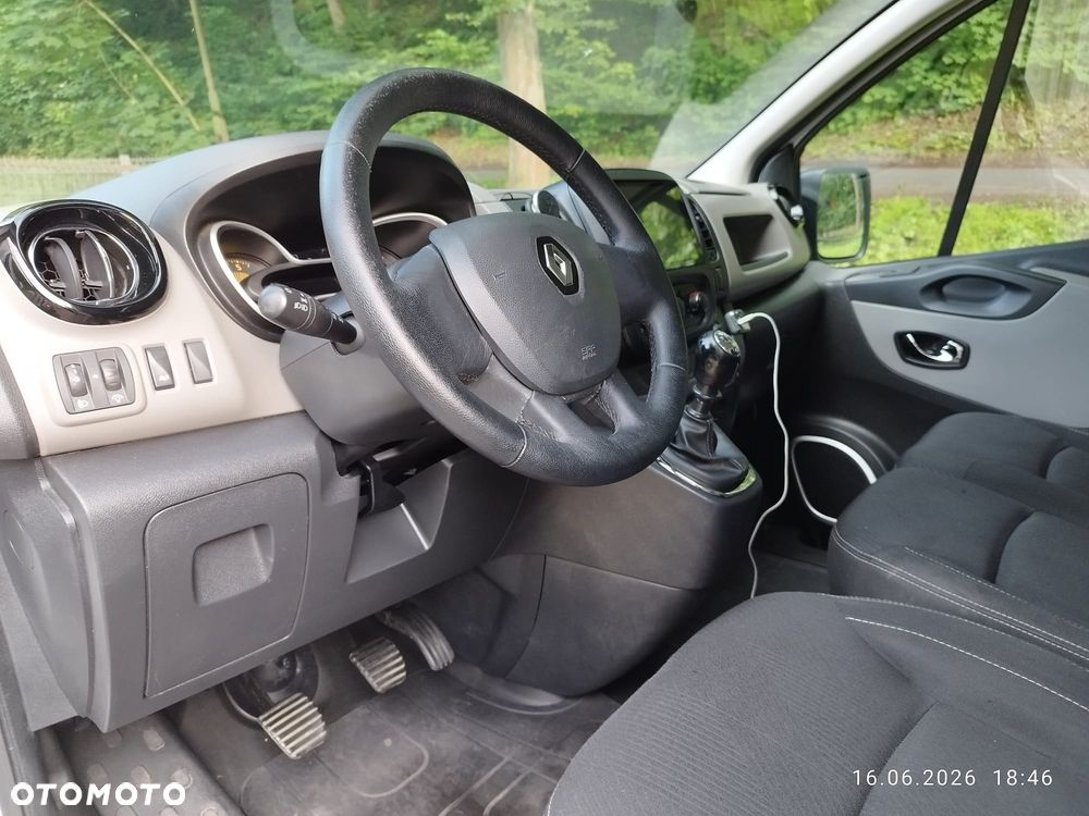 Renault Trafic - 11