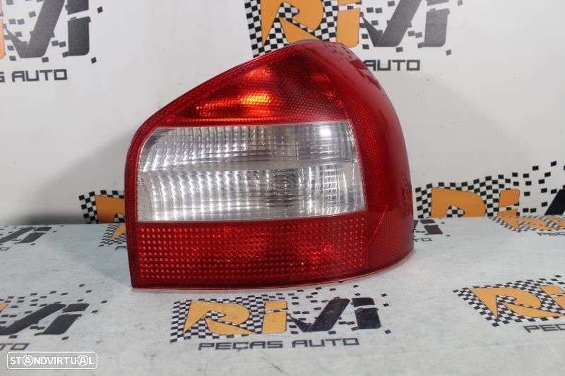 Farolim Direito Audi A3 (8L1)  Farolim Audi A3 8L / 8L0945096b - 4