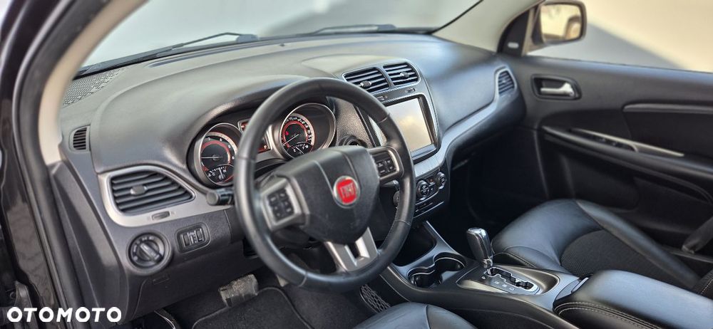 Fiat Freemont 2.0 Multijet 16V DPF Automatik Allrad Black Code - 36