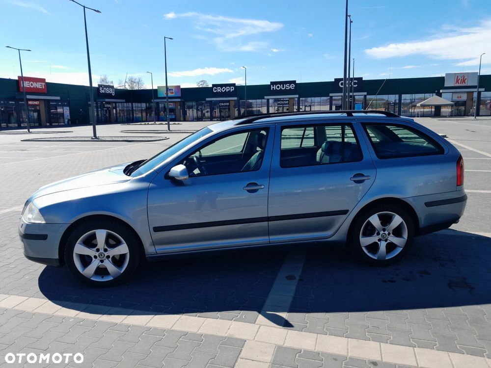 Skoda Octavia 2.0 FSI Elegance - 7