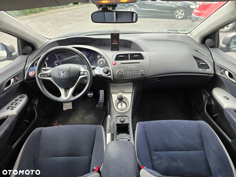 Honda Civic 1.4i-DSi - 6