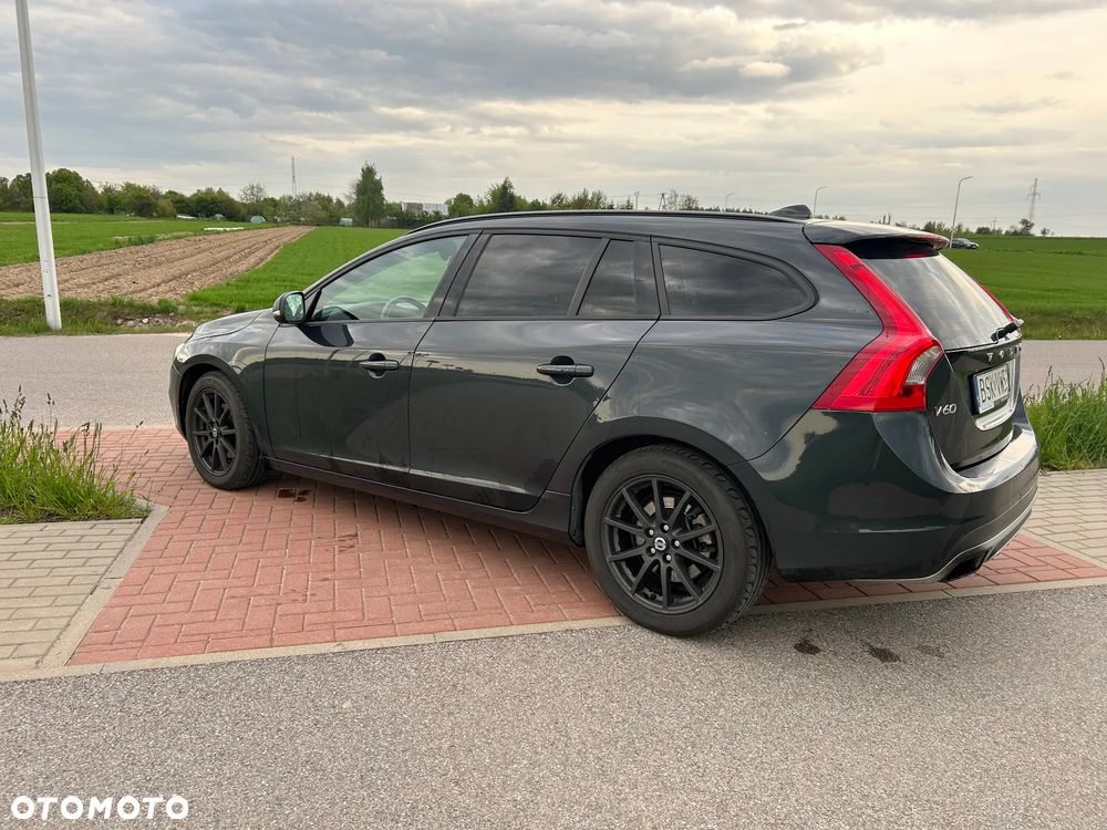 Volvo V60 D2 Kinetic - 3
