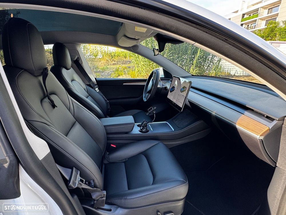 Tesla Model Y Long Range Tração Integral - 12