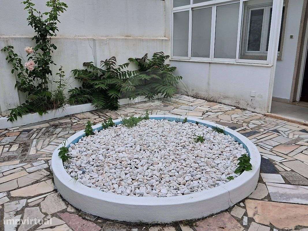 Apartamento T1 para arrendamento - Grande imagem: 2/15