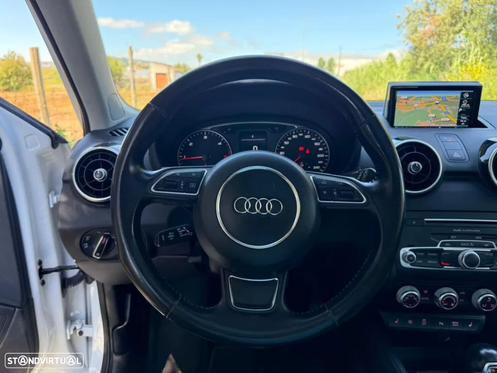 Audi A1 Sportback 1.6 TDI S tronic sport - 17