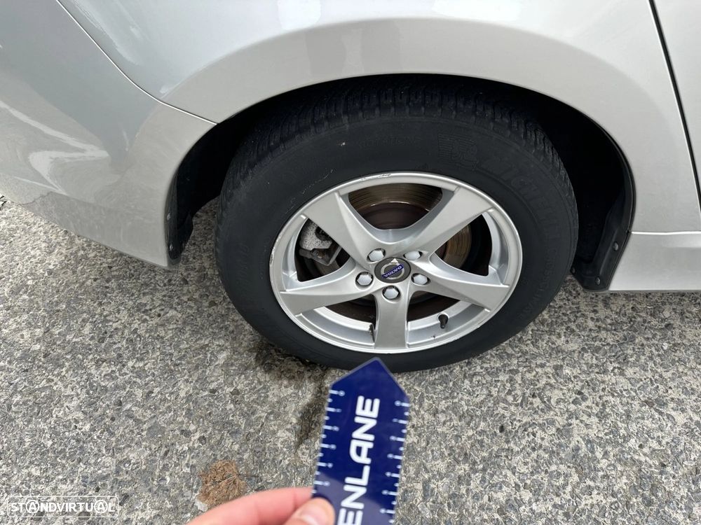 Volvo V60 D2 Geartronic Kinetic - 20