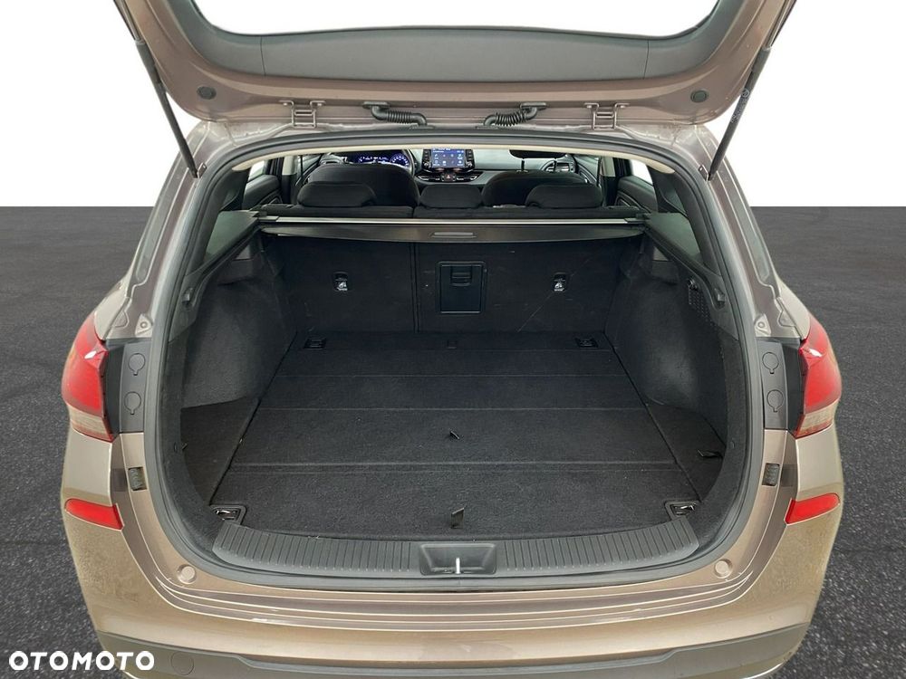 Hyundai i30 - 12