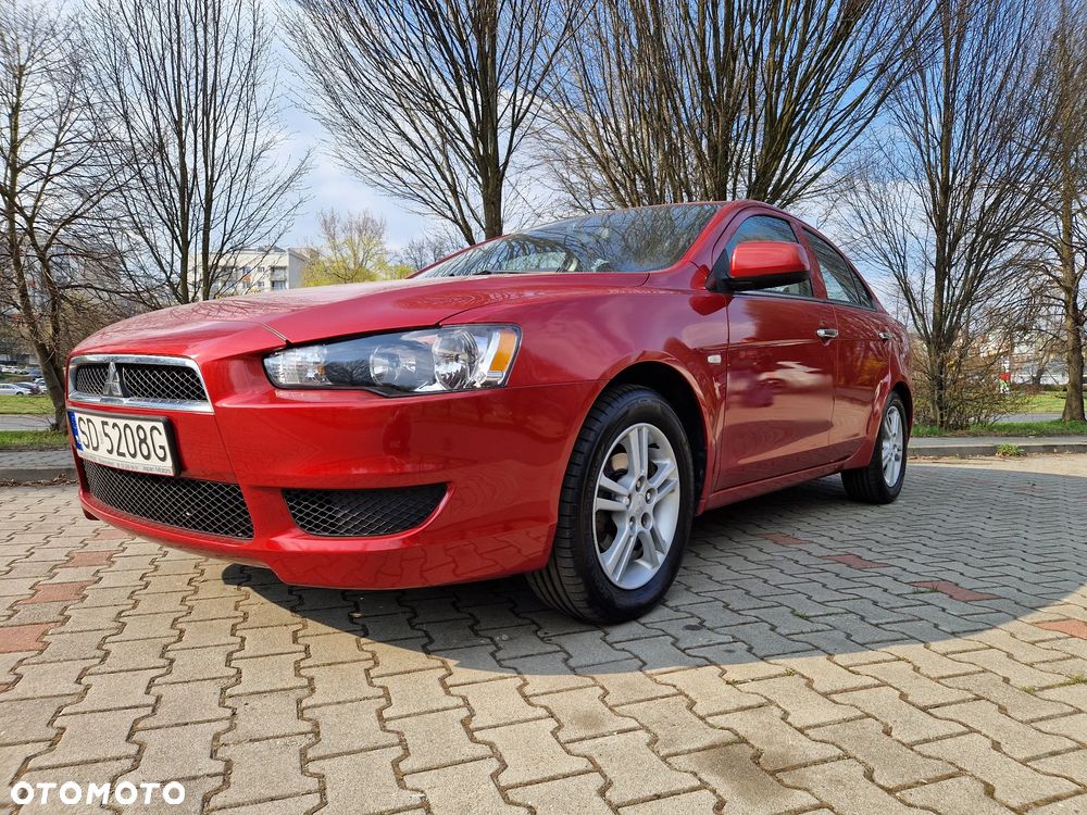 Mitsubishi Lancer 1.5 Inform - 2