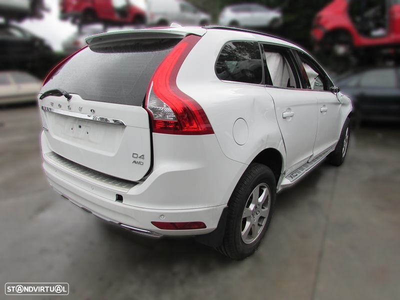 Volvo XC60 2.4 D4 (190CV) de 2017 - Peças Usadas (5970) - 3