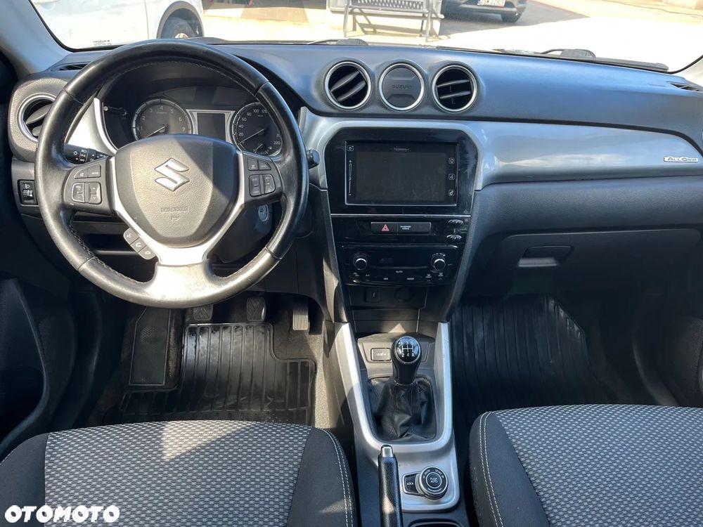Suzuki Vitara 1.6 (4x4) Allgrip Comfort+ - 22