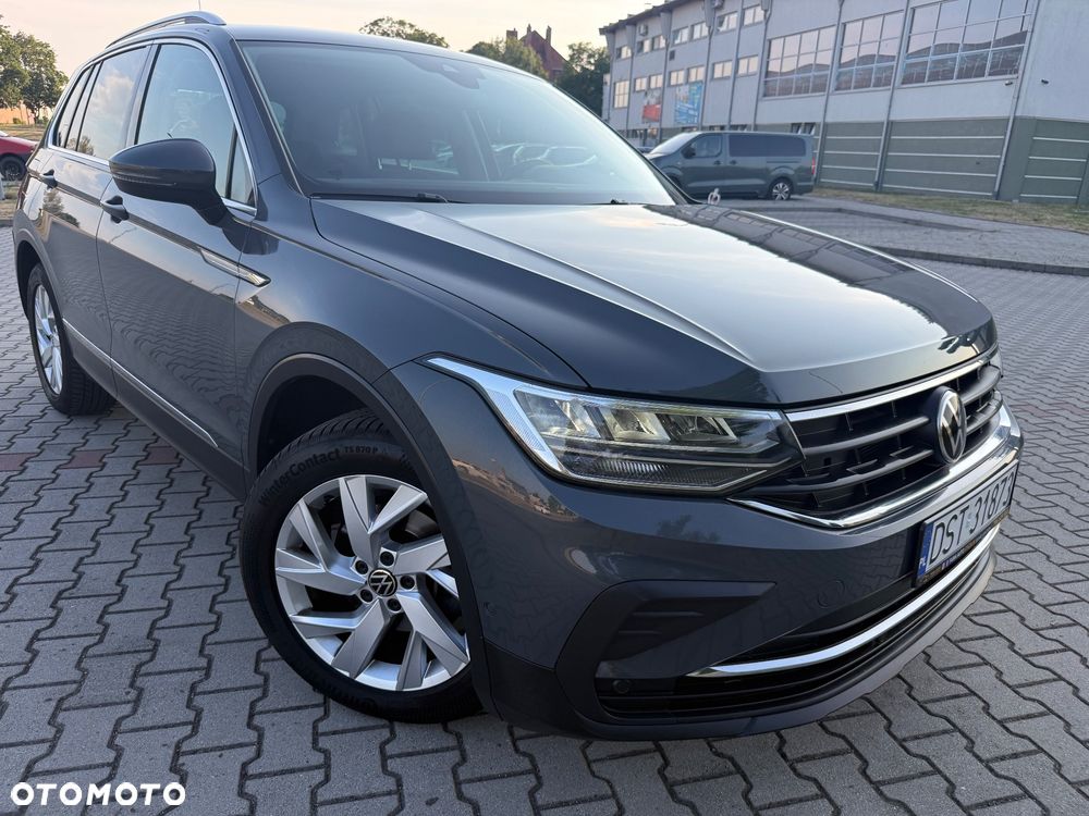 Volkswagen Tiguan - 12