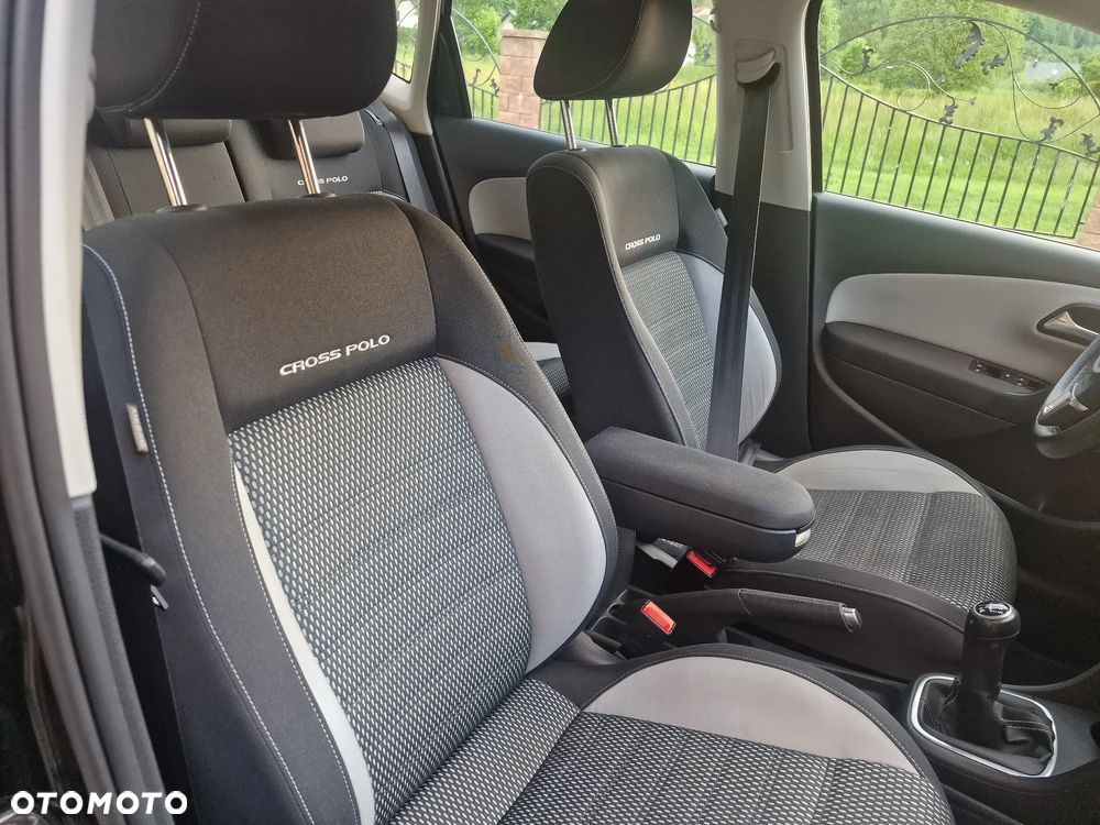 Volkswagen Polo Cross - 16