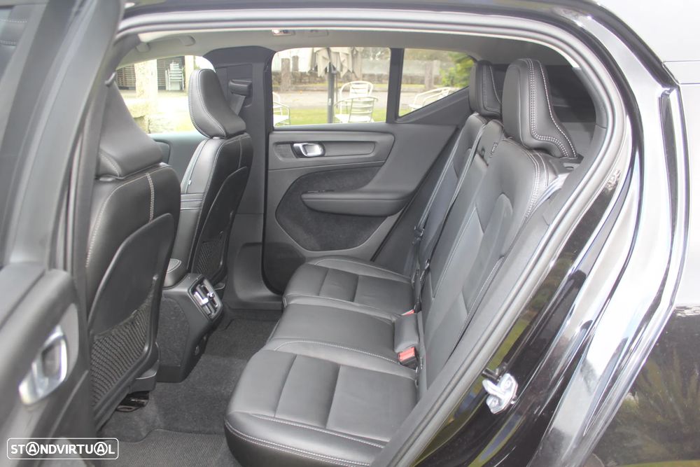 Volvo XC 40 2.0 D3 Inscription - 29