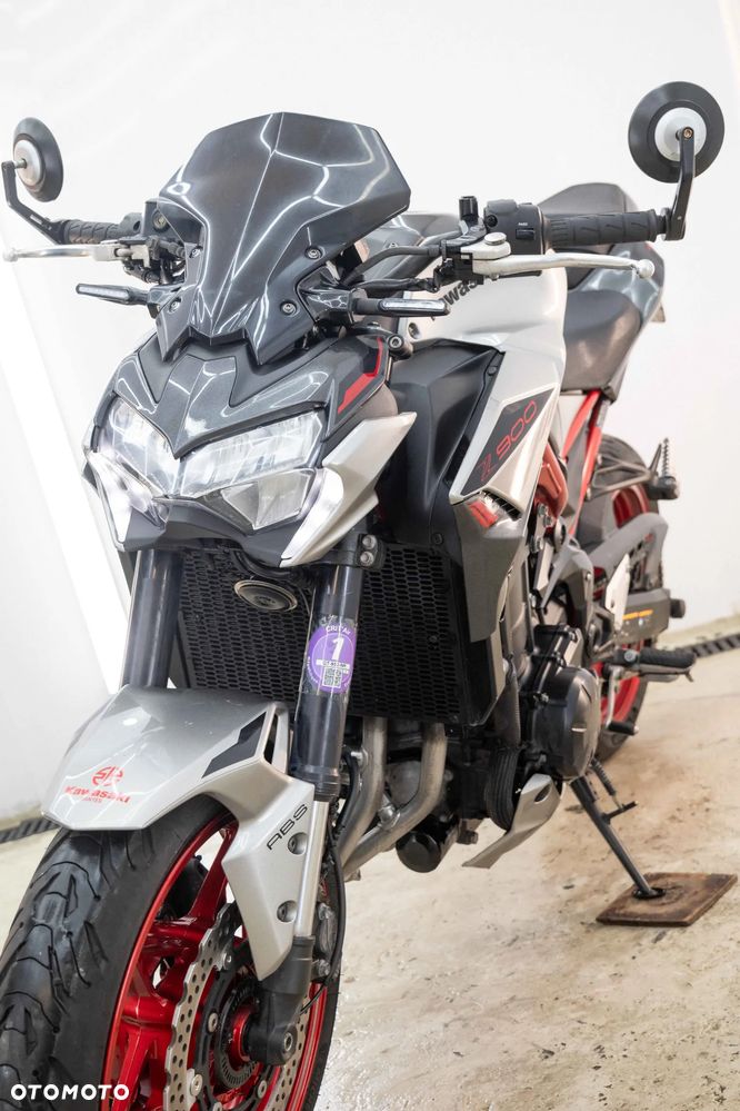 Kawasaki Z 900 - 10
