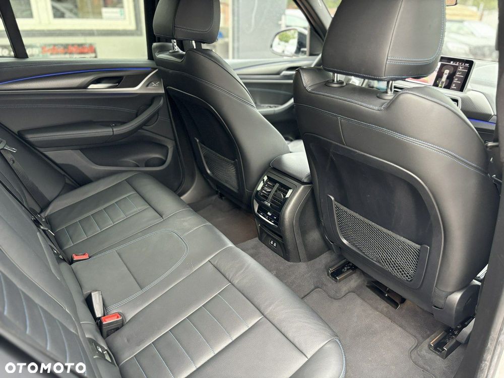 BMW X3 xDrive20i Advantage sport - 27