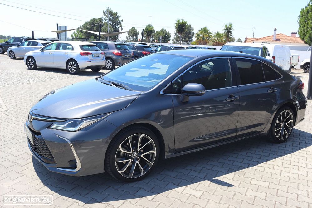 Toyota Corolla SD 1.8 Hybrid Luxury - 16
