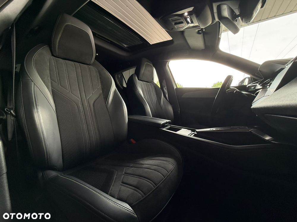 Peugeot 308 1.2 PureTech GT S&S EAT8 - 10