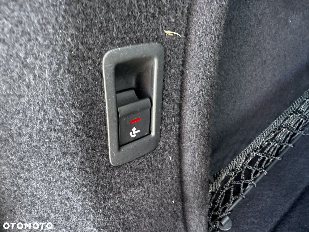 Audi A4 Avant 2.0 TDI S tronic - 15