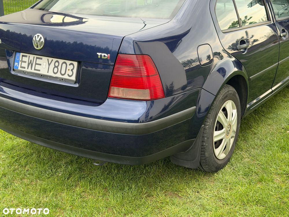 Volkswagen Bora - 11