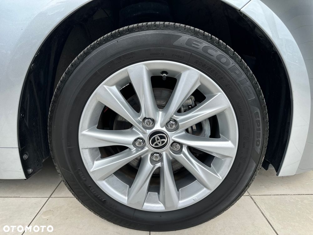 Toyota Corolla 1.8 Hybrid Executive - 16