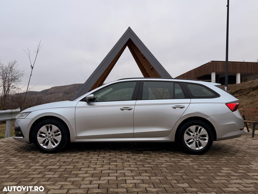 Skoda Octavia 2.0 TDI DSG Style - 6
