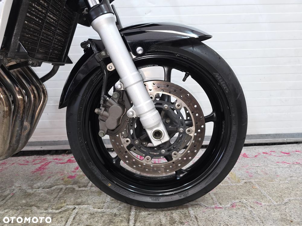 Yamaha FZ - 14