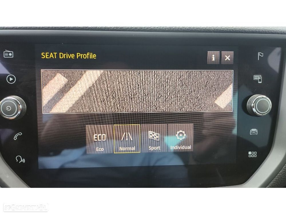 SEAT Arona 1.0 TSI FR - 9