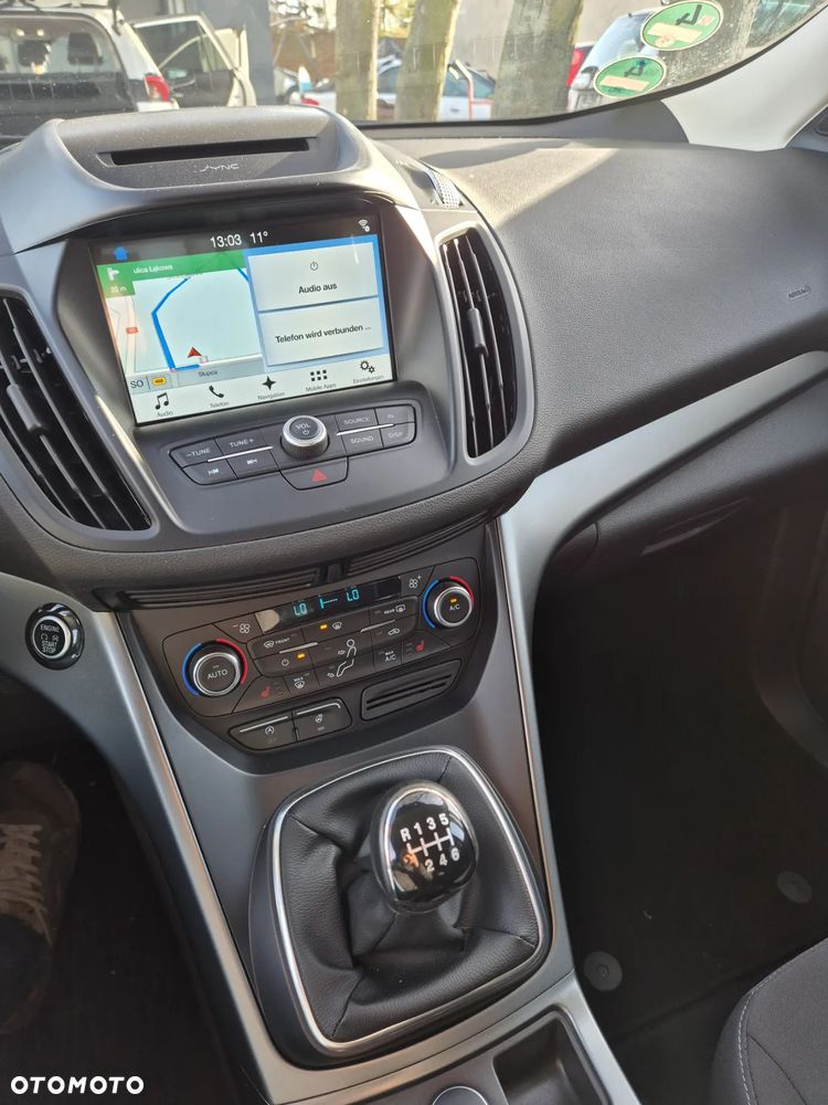 Ford Kuga 1.5 EcoBoost 2x4 Business Edition - 18