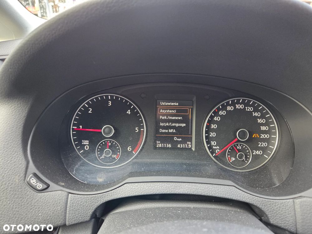 Volkswagen Sharan 2.0 TDI BMT Highline DSG - 2