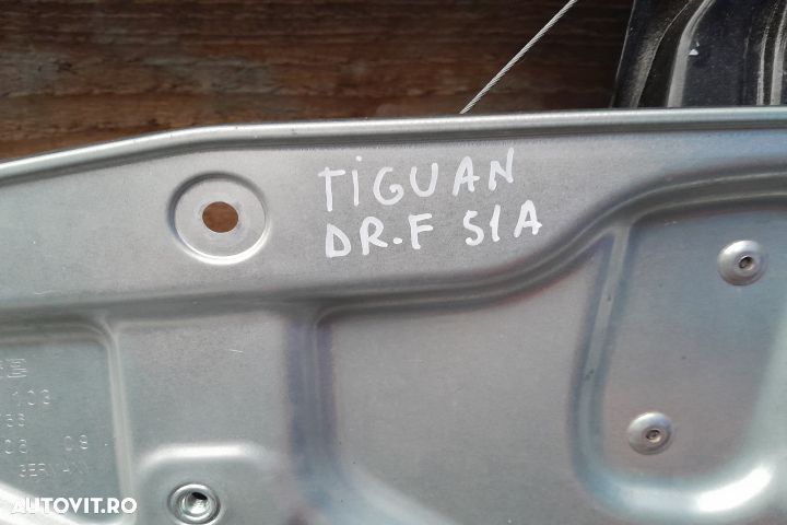 Macara geam fata dreapta electrica 5N2837730 / 5N0837462 5N2837730 / - 3
