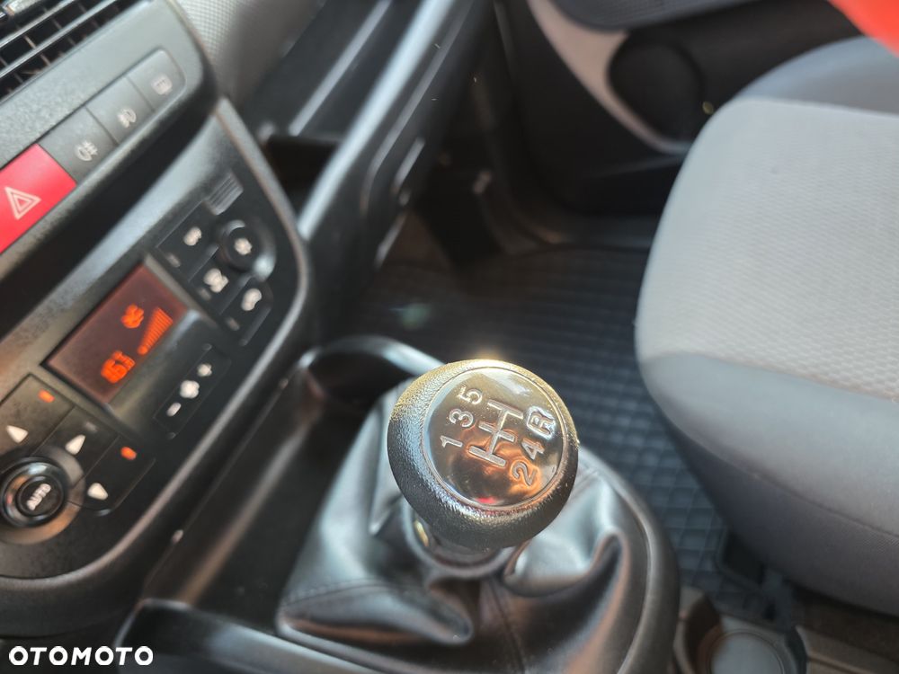 Fiat Doblo Maxi Active - 22