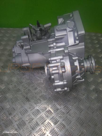 Caixa de Velocidades Recondicionada VW Caddy 1.9 TDi de 2010  R - 4