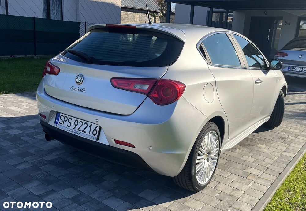 Alfa Romeo Giulietta - 5