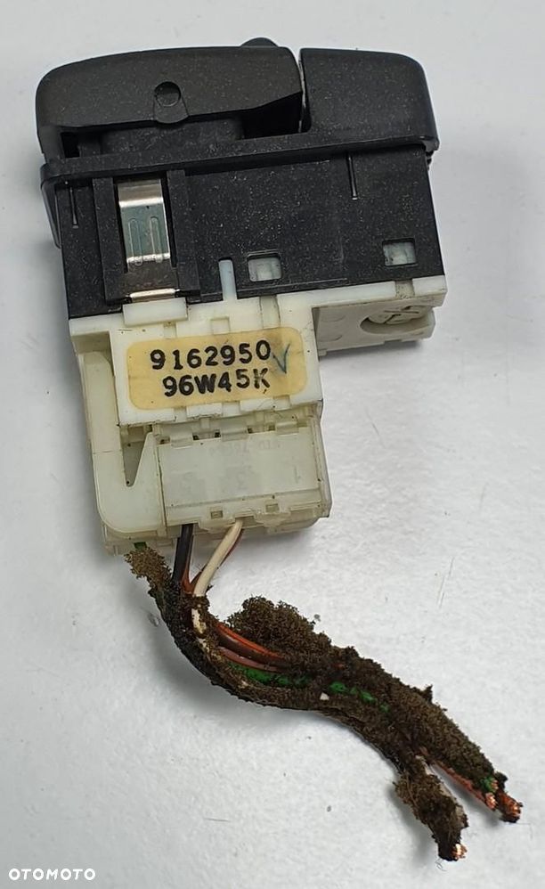 PRZEŁĄCZNIK PRZYCISK SZYBERDACHU VOLVO V70 I 9162950 - 2