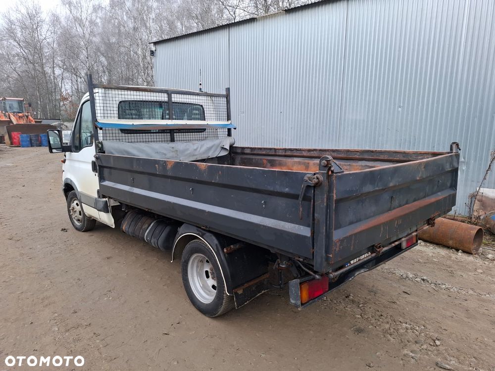 Iveco 35C12 - 3