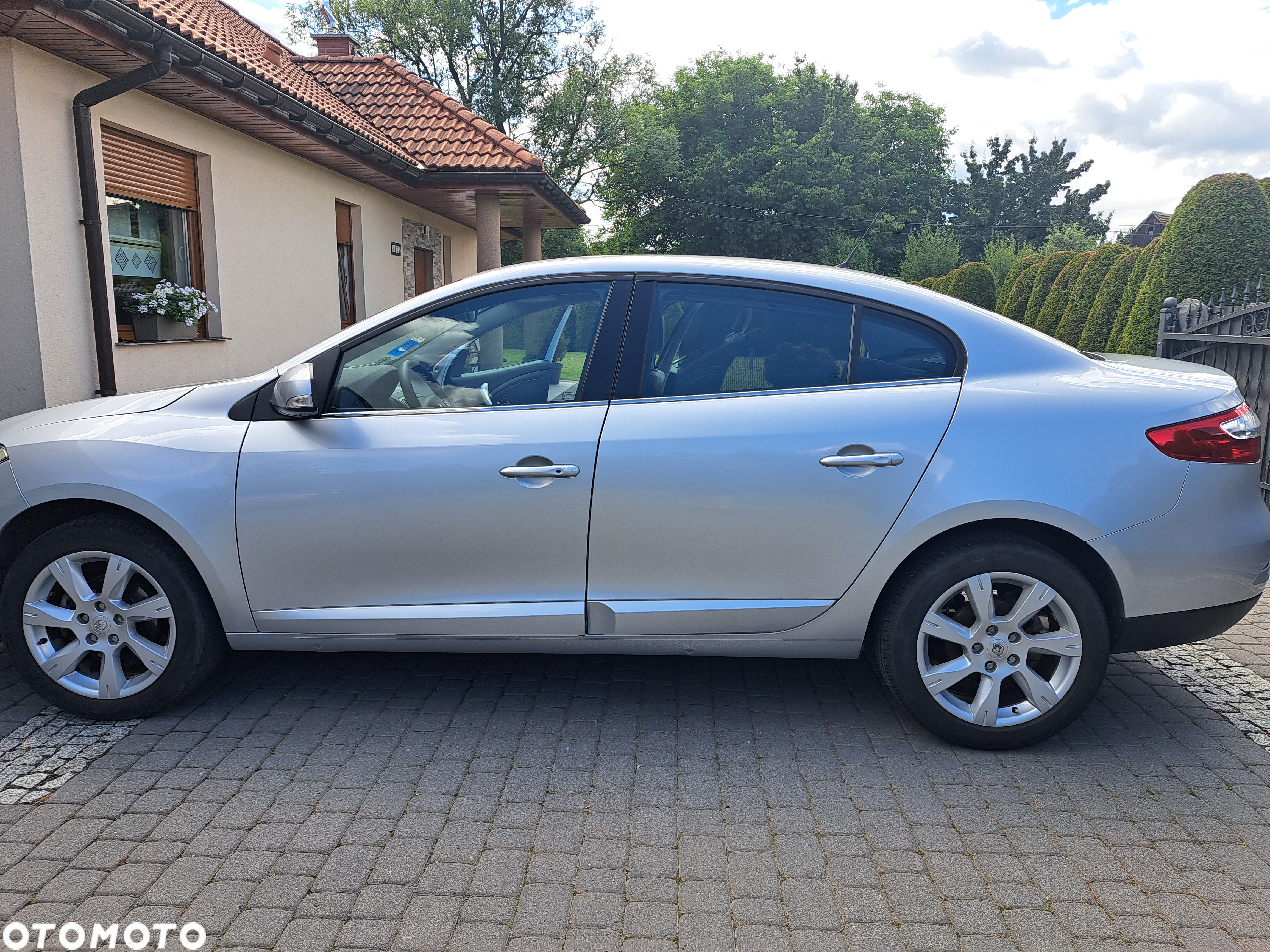 Renault Fluence 2.0 16V 140 Dynamique - 13
