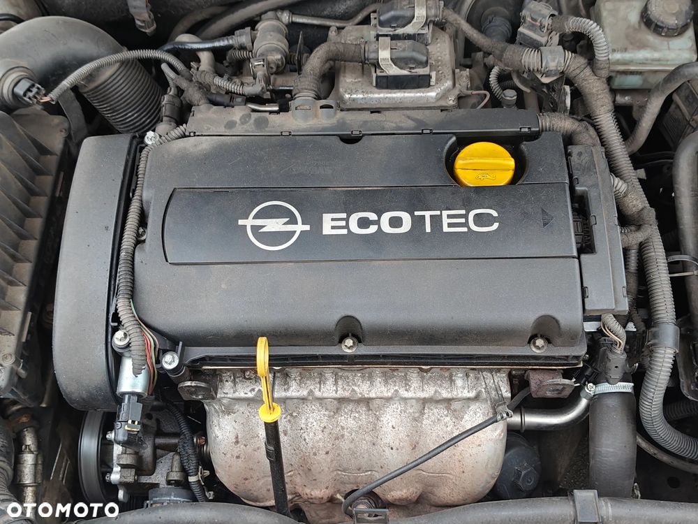 Opel Astra 1.6 Cosmo - 26