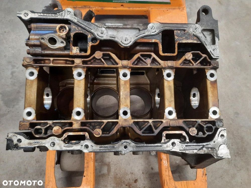 FORD FOCUS C-MAX I 03-07 1.8B 120KM BLOK SILNIKA CSDA CSDA - 2