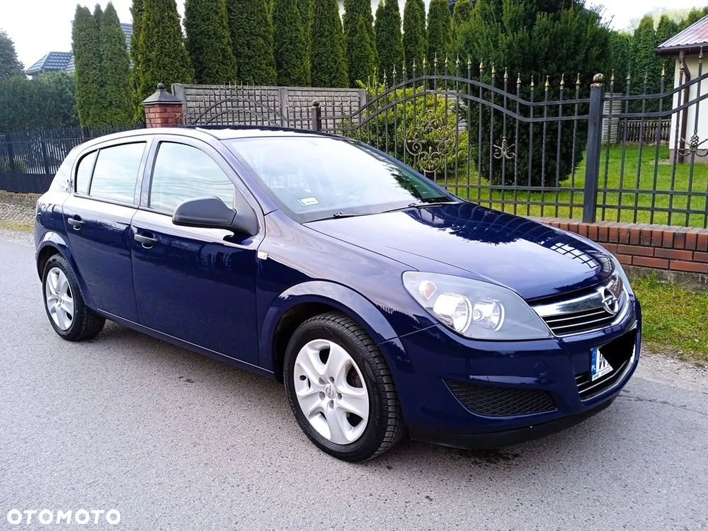 Opel Astra 1.6 Active - 26