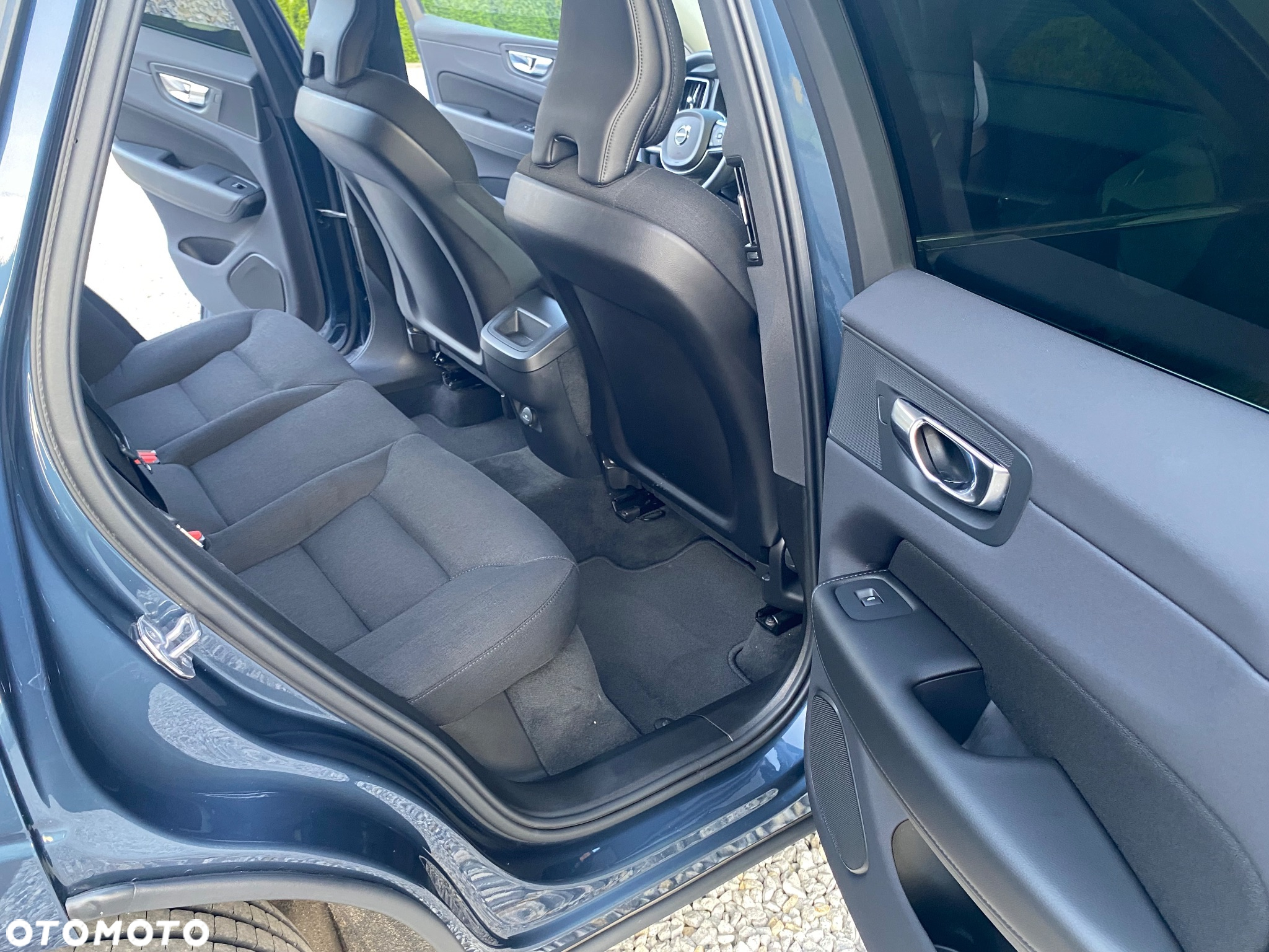 Volvo XC 60 B4 B Momentum - 15