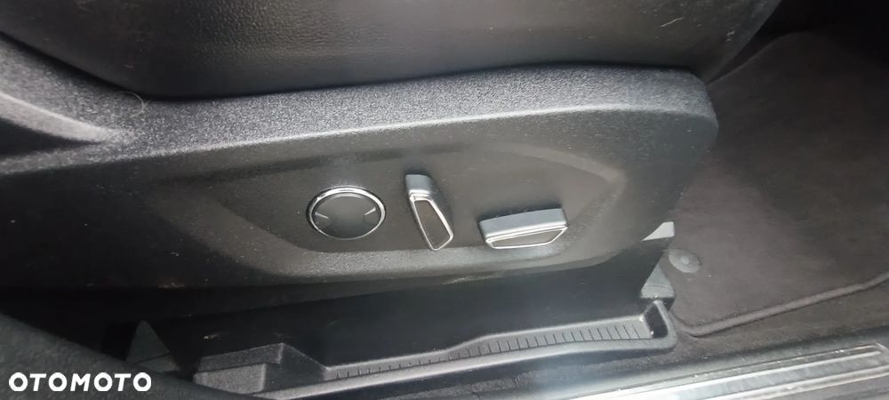 Ford Galaxy 2.0 EcoBlue Business - 28