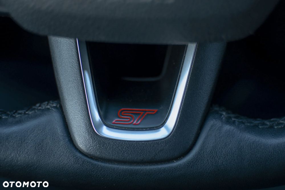 Ford Focus 2.0 TDCi ST-2 - 15