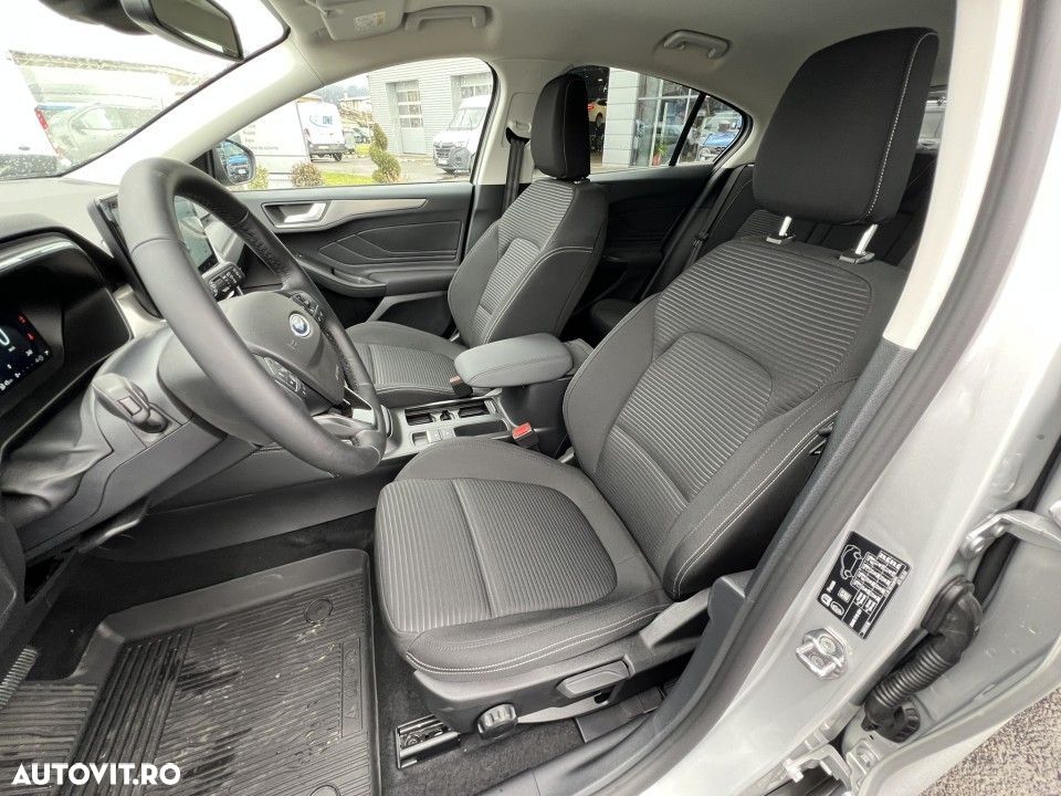Ford Focus - 18