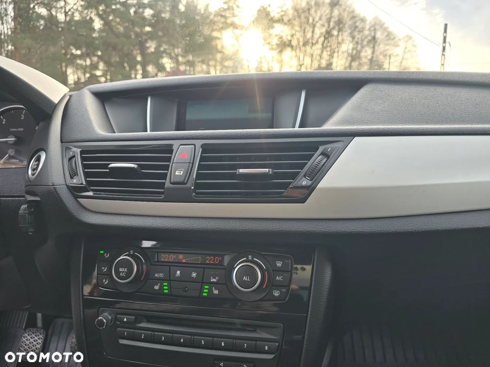 BMW X1 xDrive18d xLine - 35