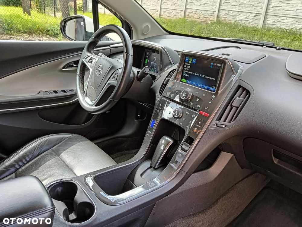 Opel Ampera - 16